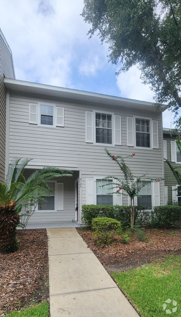 Building Photo - 2/2.5 Townhome in Sorrento