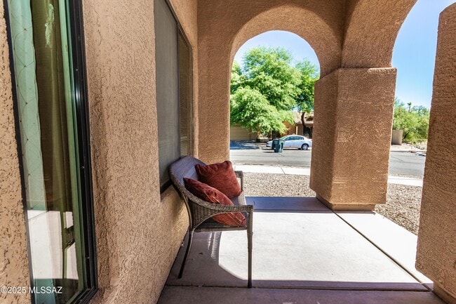 Photo - 4830 S VALLECANO Dr