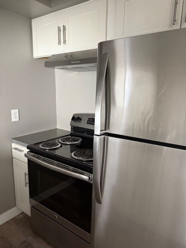 249-Nola Place Apartments