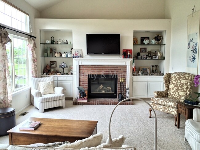 Photo - 10088 Darwin Ln