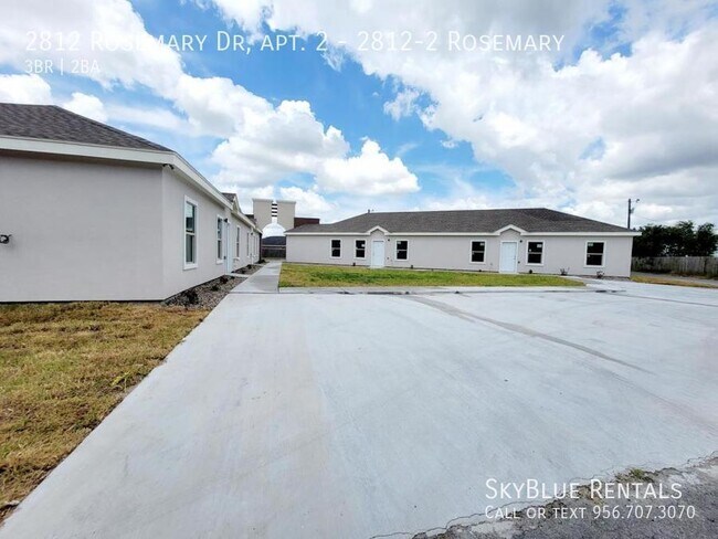 Photo - 2812 Rosemary Dr Unit 2812-2 Rosemary