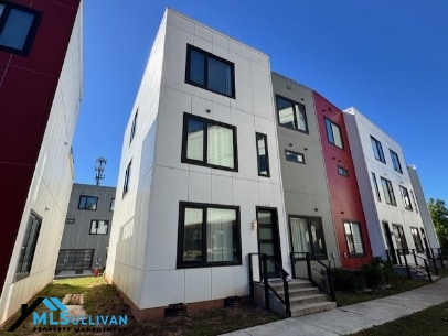 Building Photo - 1115 Nova St