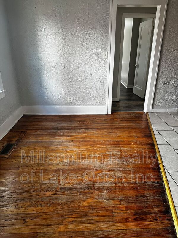 Photo - 140 Summit St Unit #1