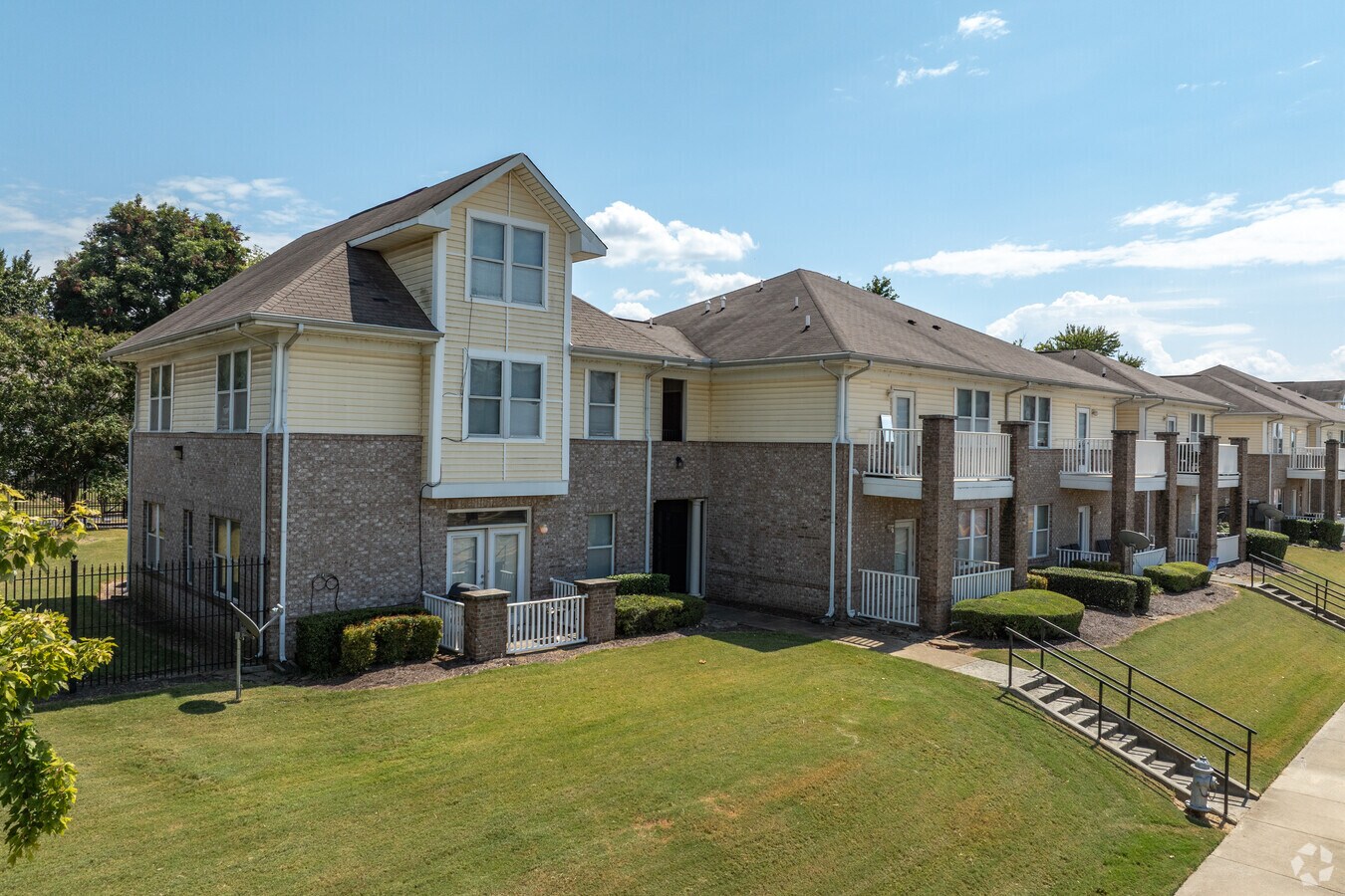 Photo - Uptown Village Apartments