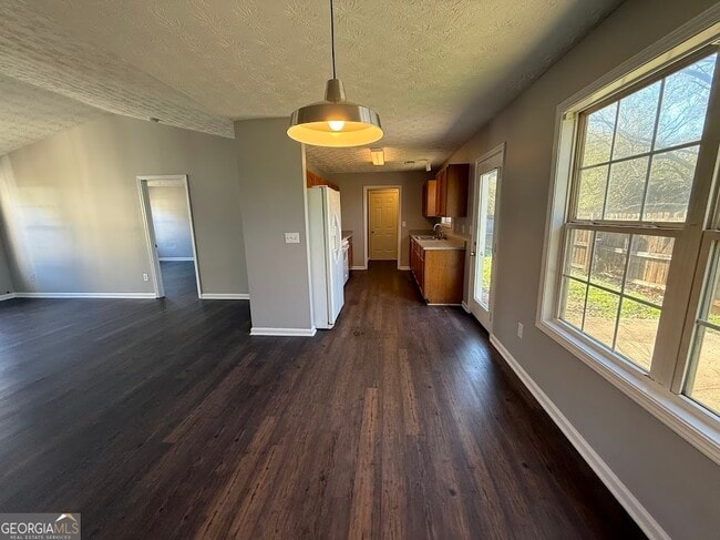 Photo - 419 Shenandoah Ct