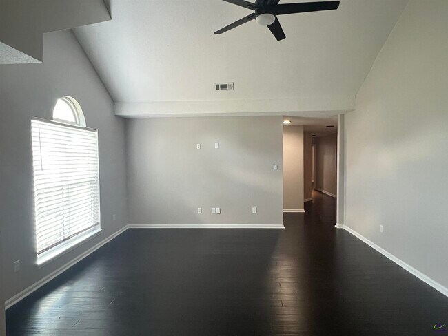 Photo - 226 Golden Eagle Dr