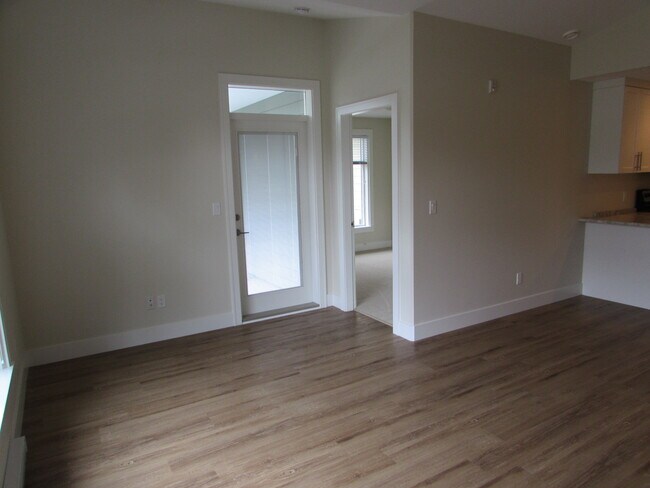 Photo - 4960 Songbird Pl