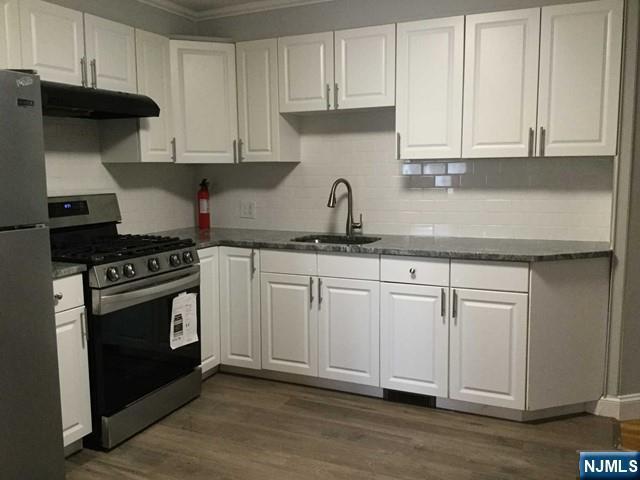 Photo - 156 Corabelle Ave