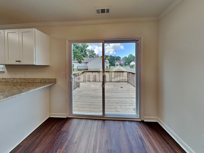 Photo - 1516 Chestnut Oak Dr