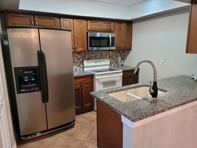 Building Photo - 17373 E Carnegie Cir Rental