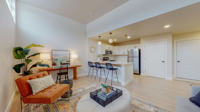 Building Photo - 39 Columbia Street Rental