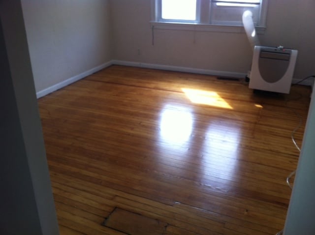 Building Photo - 126 Colonial Ave Unit 126-C