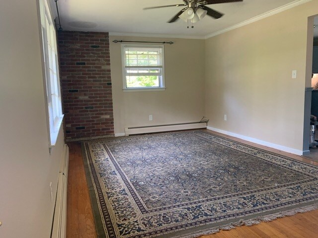 Photo - 37 Huntington Rd