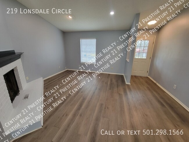 Photo - 219 Lonsdale Cir