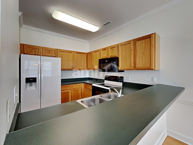 Photo - 5017 Village Lawn Dr