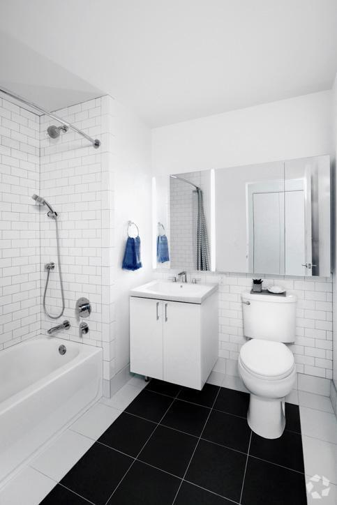 Building Photo - 70 Pine St Unit 729 Rental