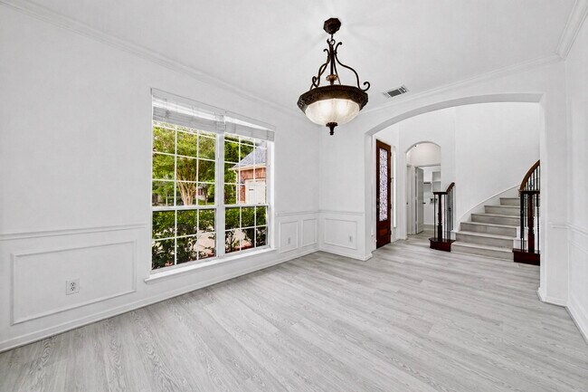 Photo - 18431 W Laura Shore Dr