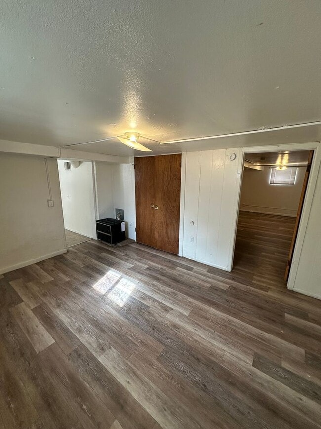 Photo - AJE1825 Unidad 1