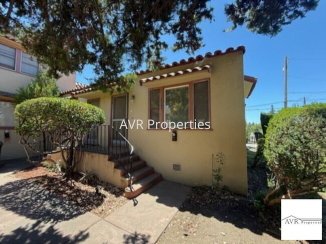 Building Photo - Fantastic studio in south Livermore Rental