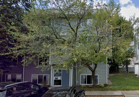 Photo - 152 North Beacon St Apartments Unit B2