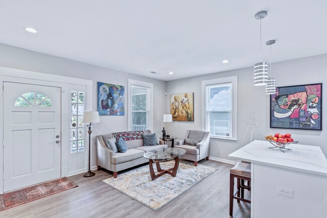 Photo - 1026 Astor Ave SW