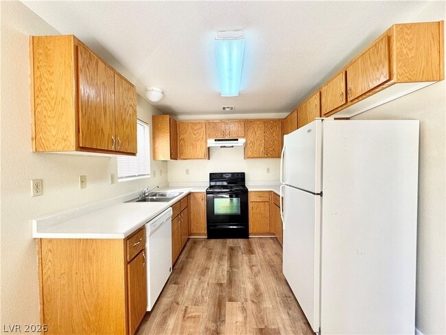 Photo - 1920 Haiwee St