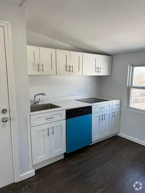 Building Photo - 134 New York Ave Rental