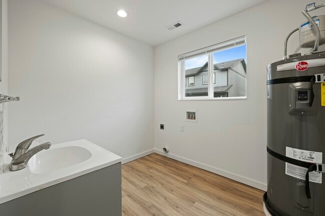 Photo - 2631 W Marina Dr