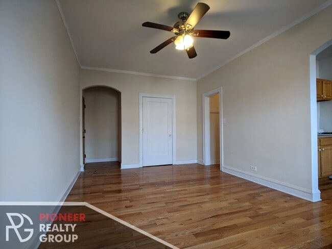 Photo - 4831 N Damen Ave Unit 215