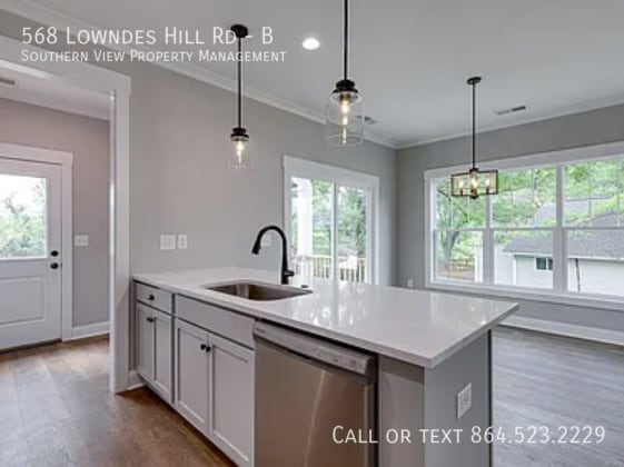 Photo - 568 Lowndes Hill Rd