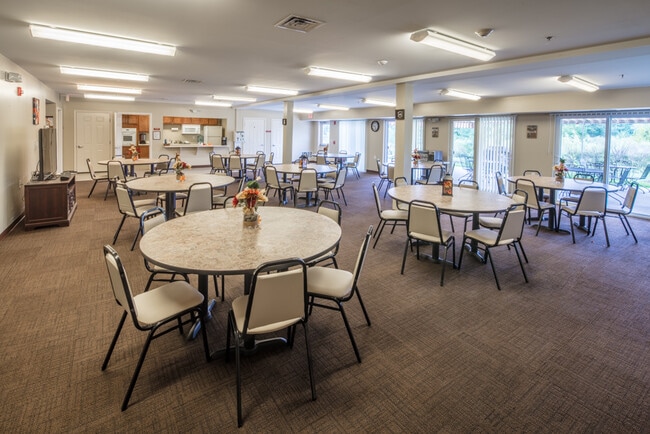 Reynolds Pointe Senior Apartments 55+