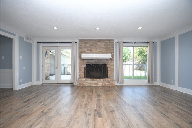 Photo - 1711 Earl of Dunmore St