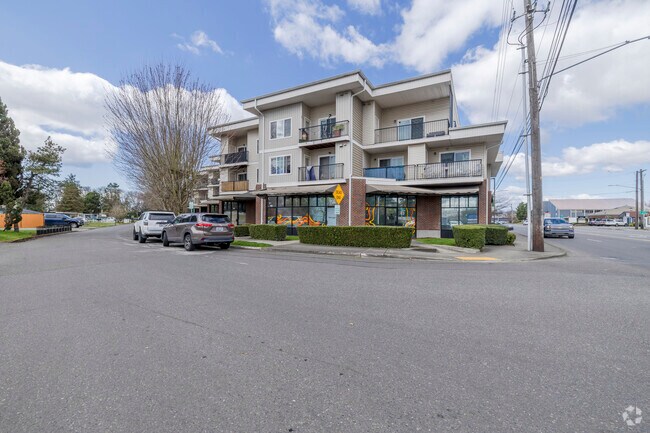 Photo - 10240 BG Town Centre Village - Residential