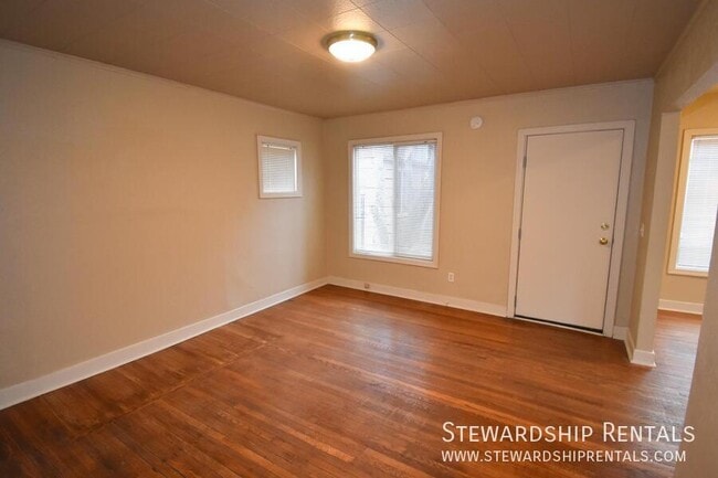 Photo - 1376 W 6th Ave Unit D