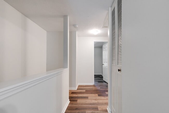 Photo - PRICE DROP on Wonderful End Unit Townhome ...