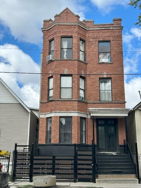 Building Photo - 1628 N Kimball Ave Unit 2 Rental
