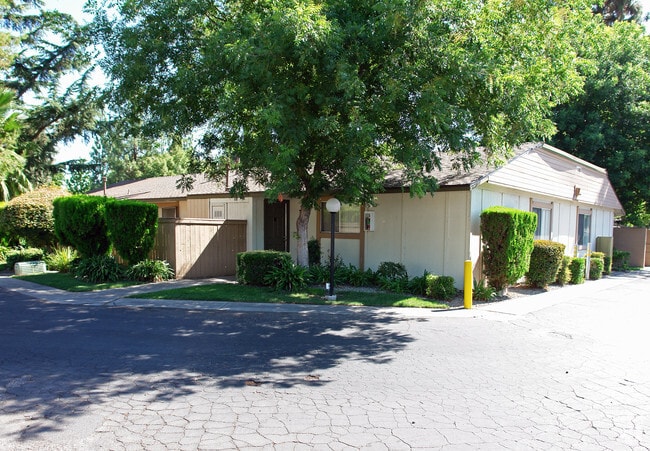 Pine Valley Apartments For Rent In Fresno Ca Forrent Com