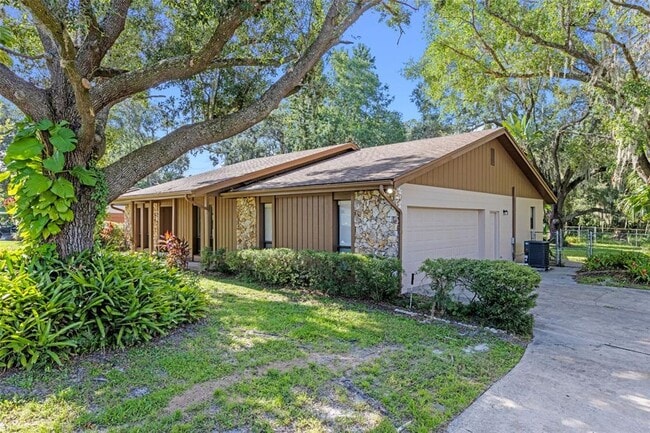 Photo - 525 Garden Heights Dr