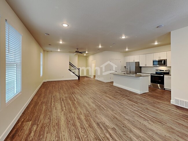 6099 W Copper Hawk Dr