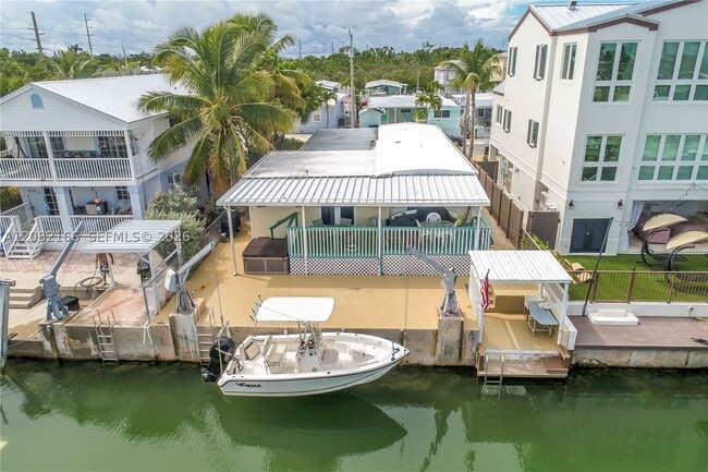 108 Valjean Ln