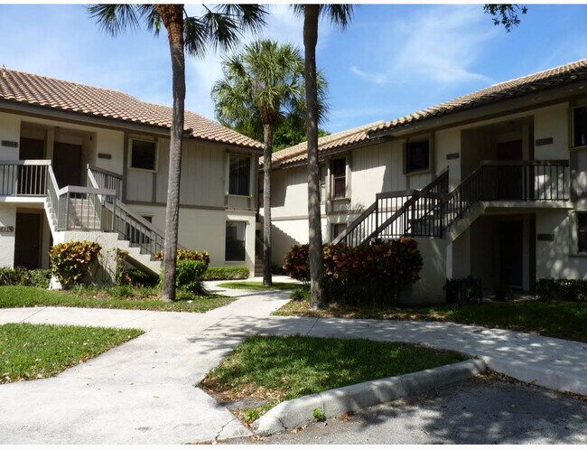 Photo - 3130 Millwood Terrace Unit 2120
