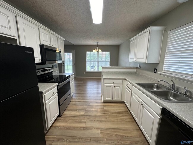 Photo - 102 Sandpiper Ct