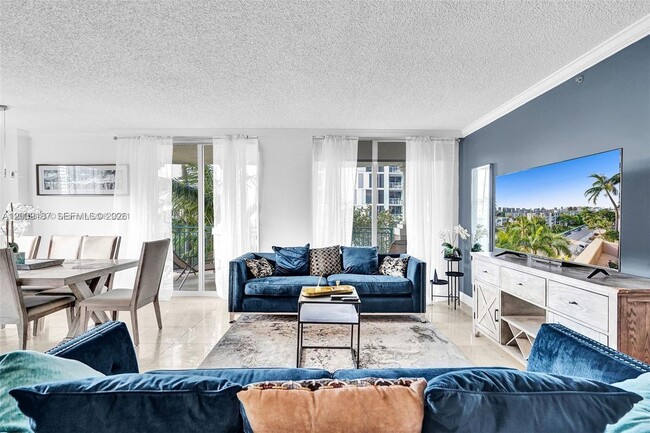 Photo - 17555 Atlantic Blvd Unit 608