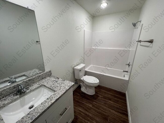 Photo - New Spacious 2 bedroom 2 bath Duplex.