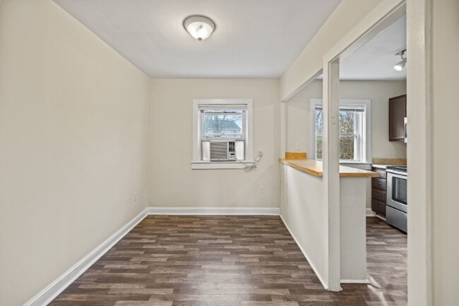 Photo - 10303 Crain Hwy Unit 1