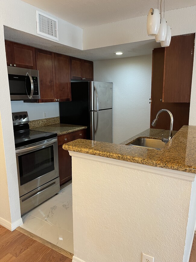 Photo - 5160 Conroy Rd Unit 1425