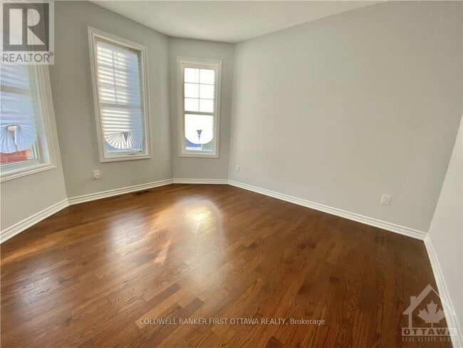 Photo - 924 Whimbrel Way