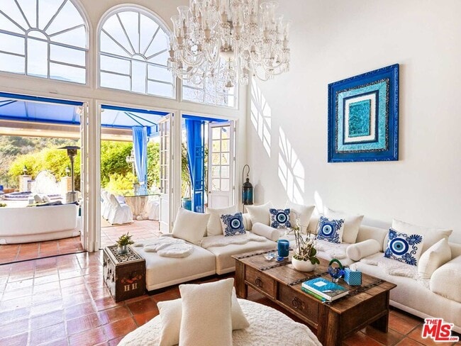 Photo - 2113 Stoney Hill Rd