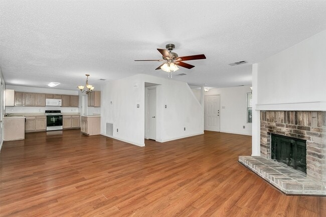 Photo - 5224 Royal Burgess Dr