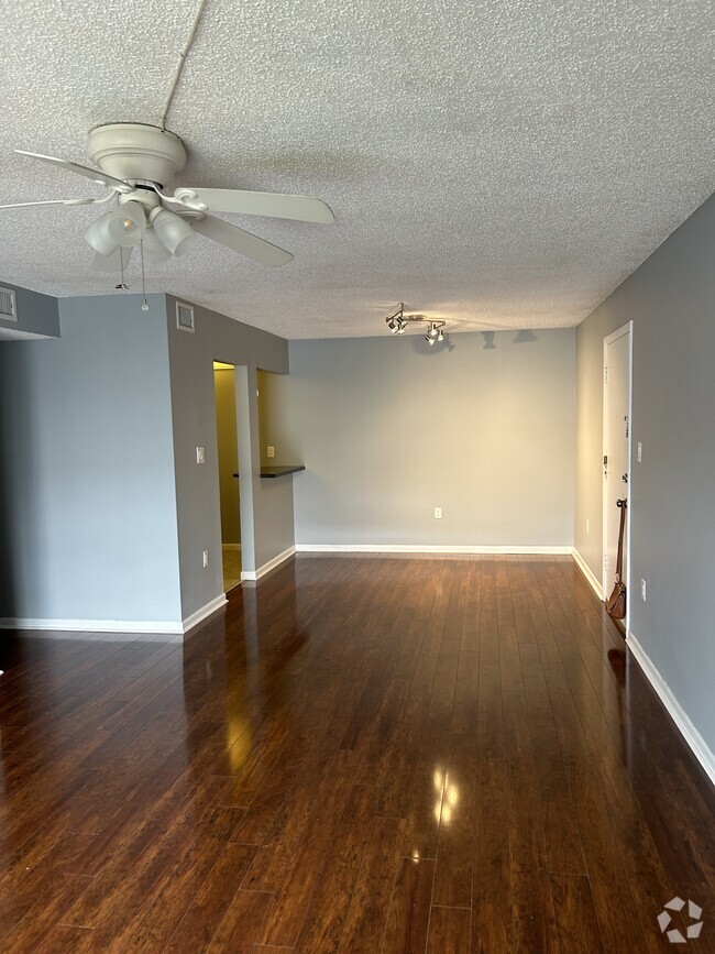 Building Photo - 2700 N Highway A1A Unit Bldg 20 201 Rental